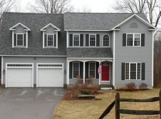 414 Ledgewood Dr, Williston, VT 05495