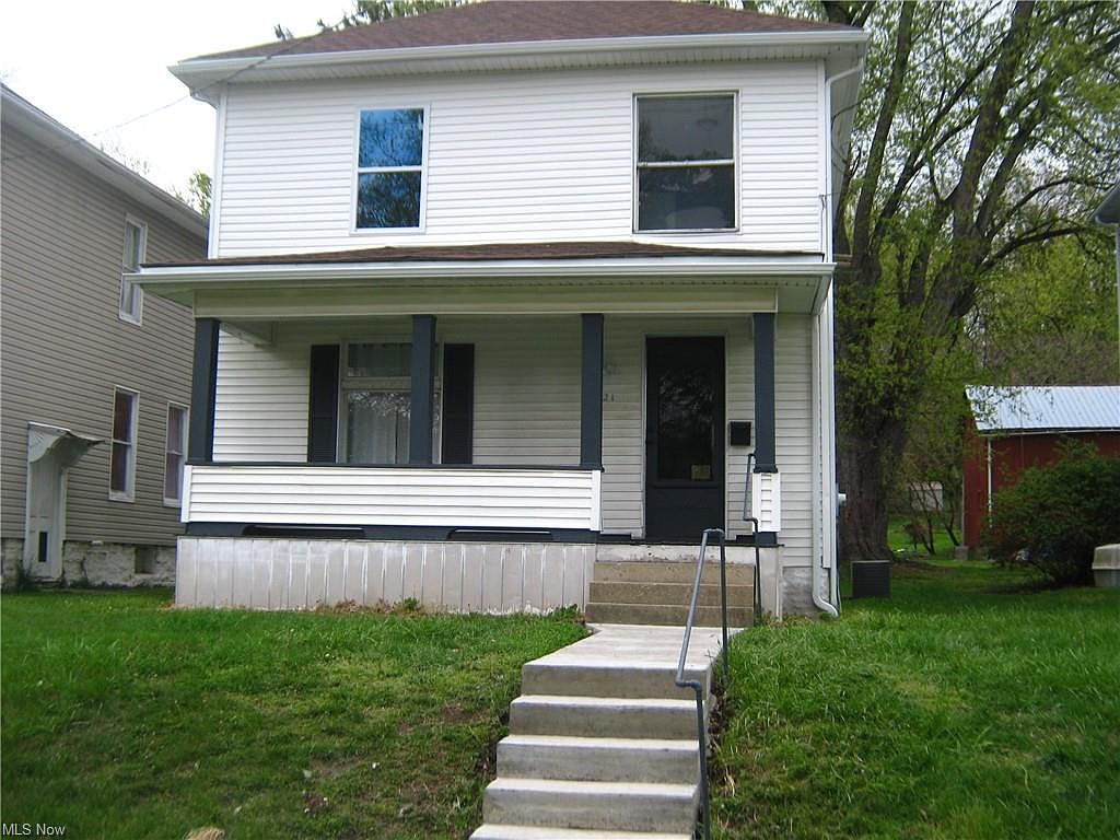 1121 Ohio St Zanesville Oh 43701 Mls 4272506 Zillow