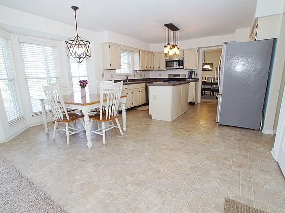 5th image of 7906 Tylers Way