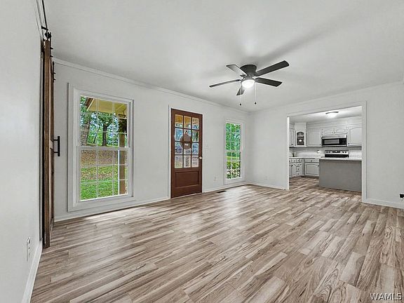 5th image of 13757 Crystal Lake Dr