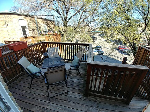 4th image of 2721 N Sawyer Ave APT 3