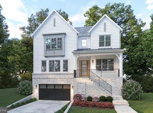 6407 28th St N, Arlington, VA 22207