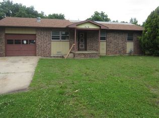 514 N Iowa St, Oxford, KS 67119
