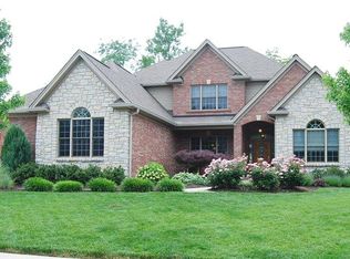 8995 Amy Marie Dr, West Chester, OH 45069