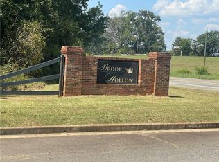 321 Clearview Dr W #10, Monticello, GA 31064