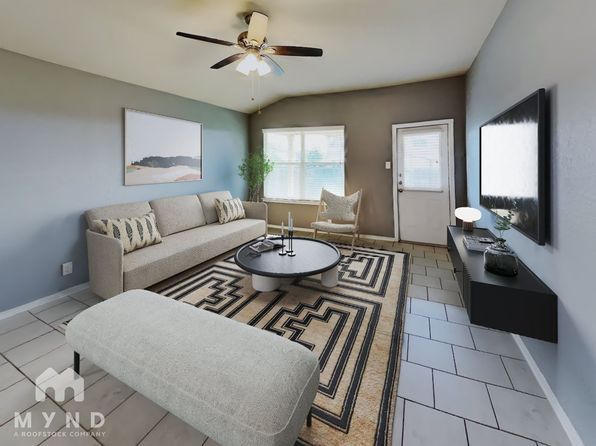 2602 Live Oak Pass