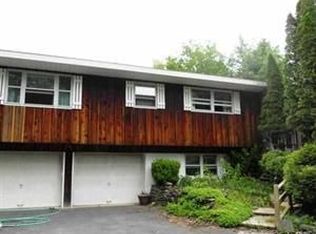 736 Woodstock Rd, East Berne, NY 12059