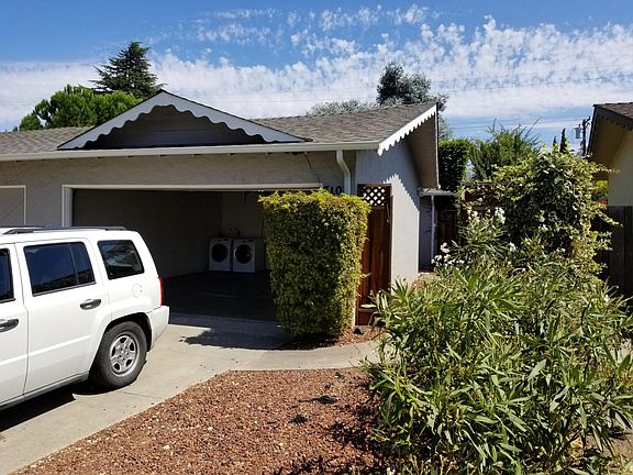3rd image of 710 Golden Oak Dr