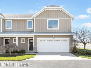 920 W Savidge St #14, Spring Lake, MI 49456
