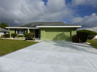 1717 S Pebble Beach Blvd, Sun City Center, FL 33573