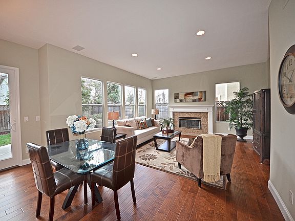 4th image of 6042 La Spezia Pl