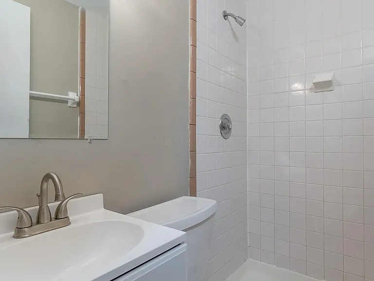 93 W 9th Ave #93 — Photo 4