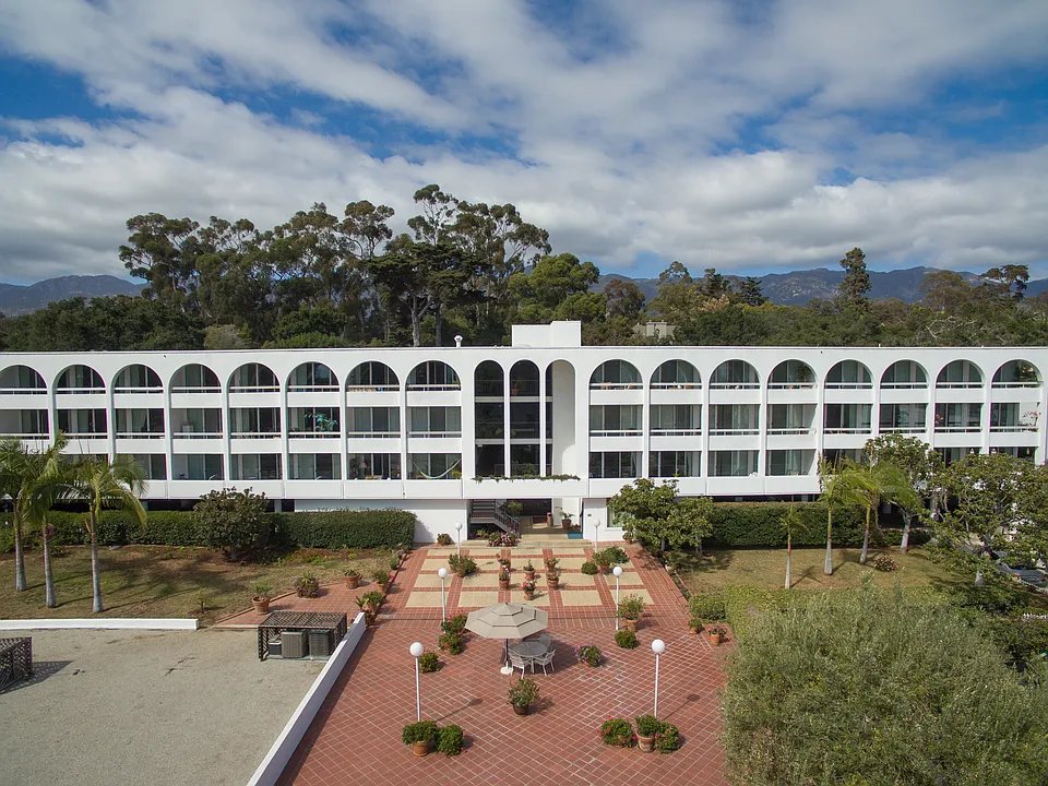 Villa Fontana Apartments