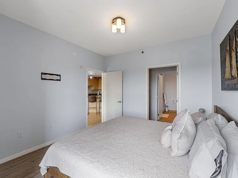 929 Portland Ave #2408 — Photo 17