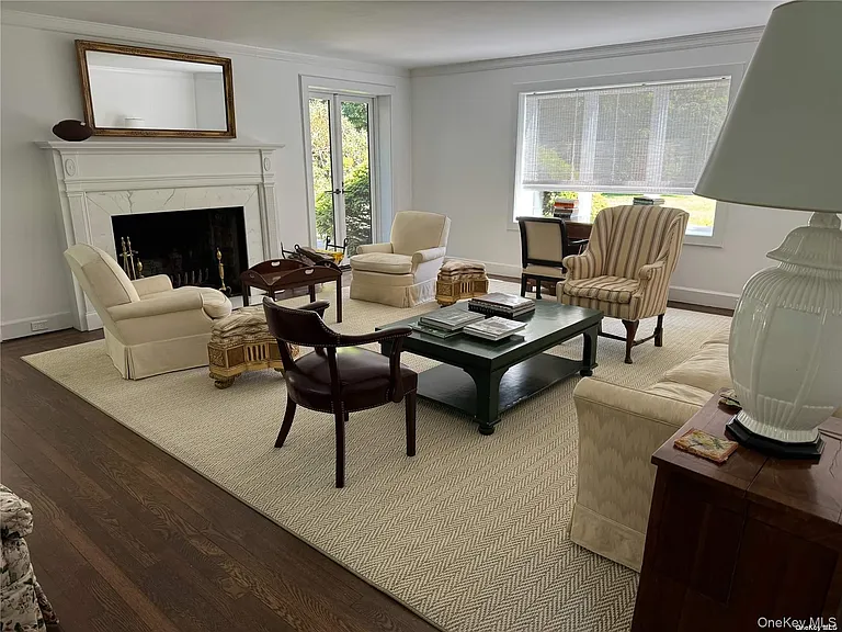8 Valley Rd — Photo 2