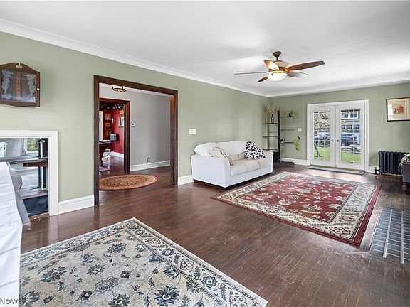 2nd image of 3372 Mayfield Rd