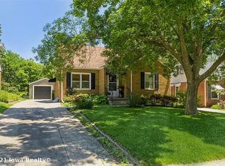 1321 Merle Hay Rd, Des Moines, IA 50311