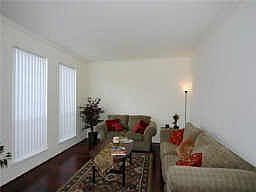 4th image of 11519 Kingsbarn Ct