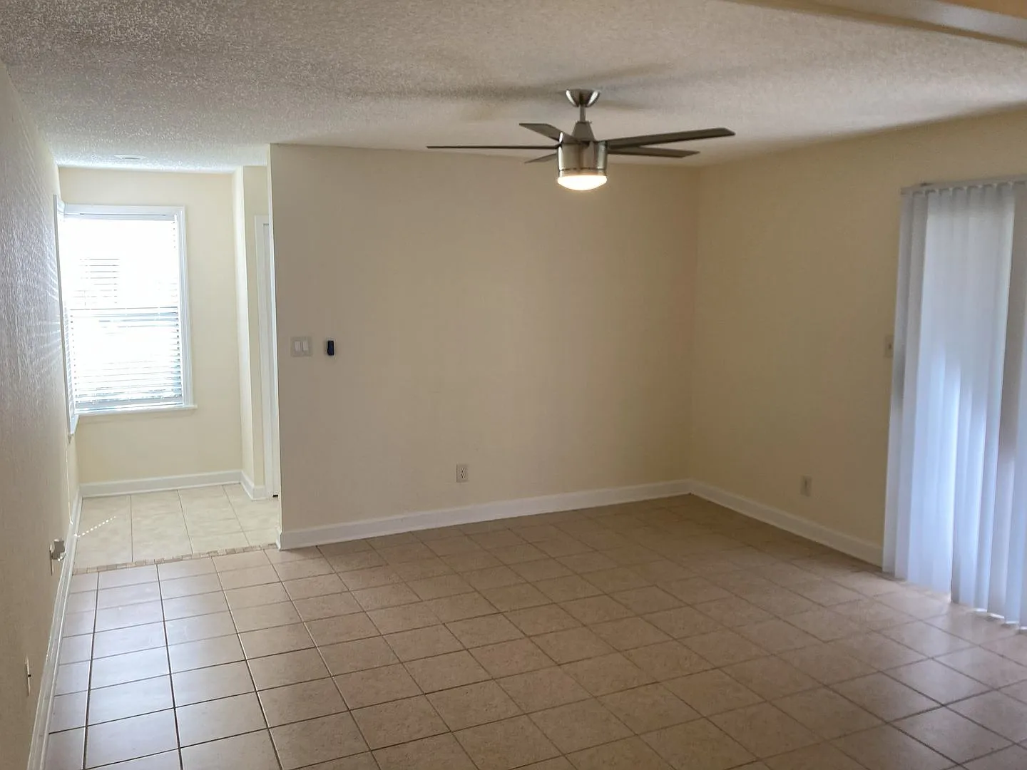 Winter Park - 2/2 First Floor Condo — Photo 4