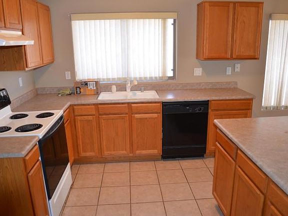 2nd image of 13378 W Saguaro Ln