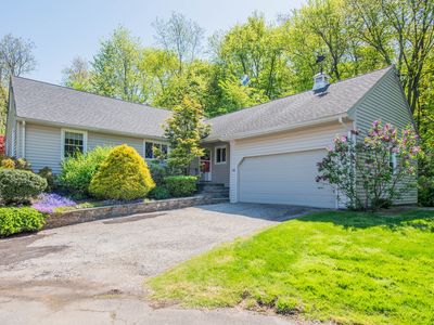 34 Gloucester Lane, West Hartford, CT, 06107