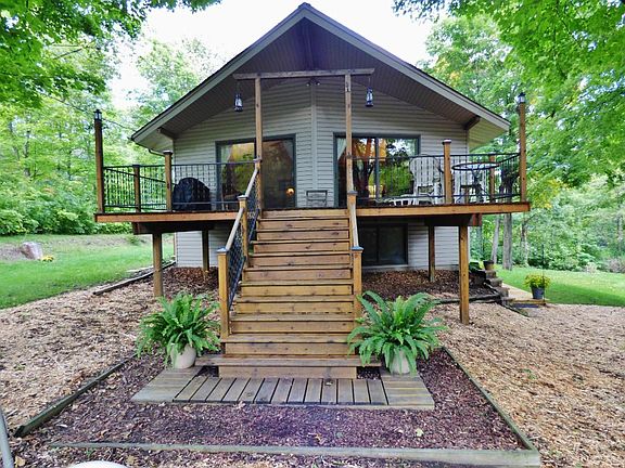 2nd image of 23715 Wood Ln
