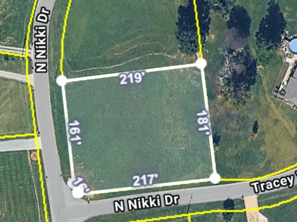102 N Nikki Dr, Portland, TN 37148