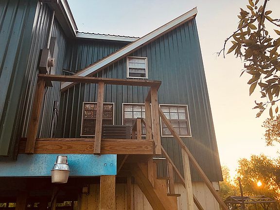 4th image of 2545 Guadalupe River Dr