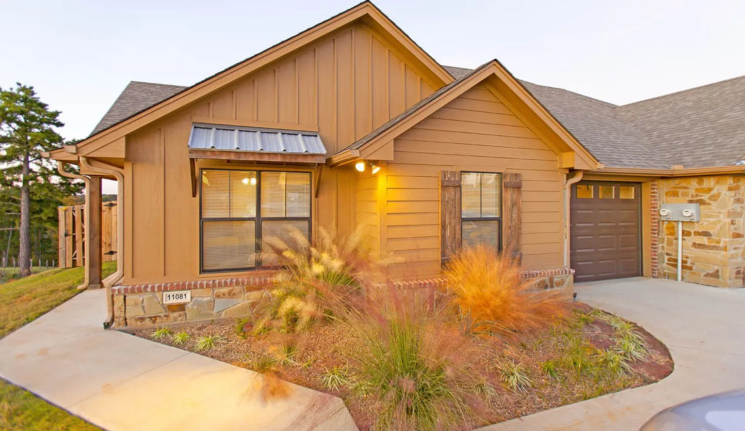 Stunning 3 bed, 2 bath, 1 car garage located in West Tyler!! — Photo 2