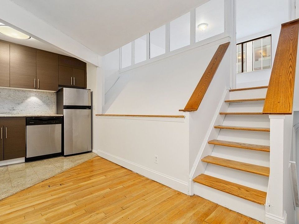 1st image of 123 E 54th St APT 6G