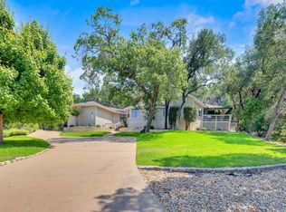 105 Tamarac Ct, Lakeway, TX 78734