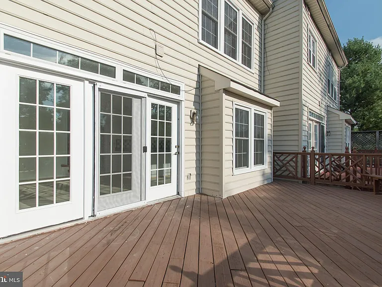 13559 Flowerfield Dr — Photo 21