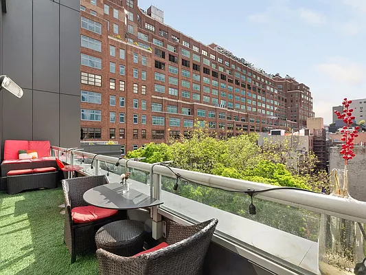 Rented by Corcoran | media 6