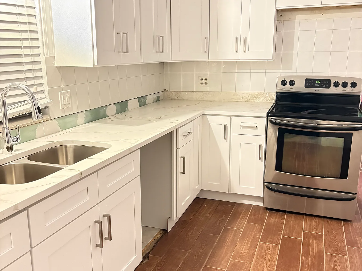 2 bed, 1225 sqft, $1,700 — Photo 1