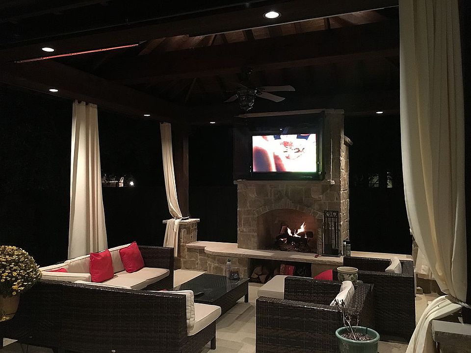1st image of 304 Stockton Dr