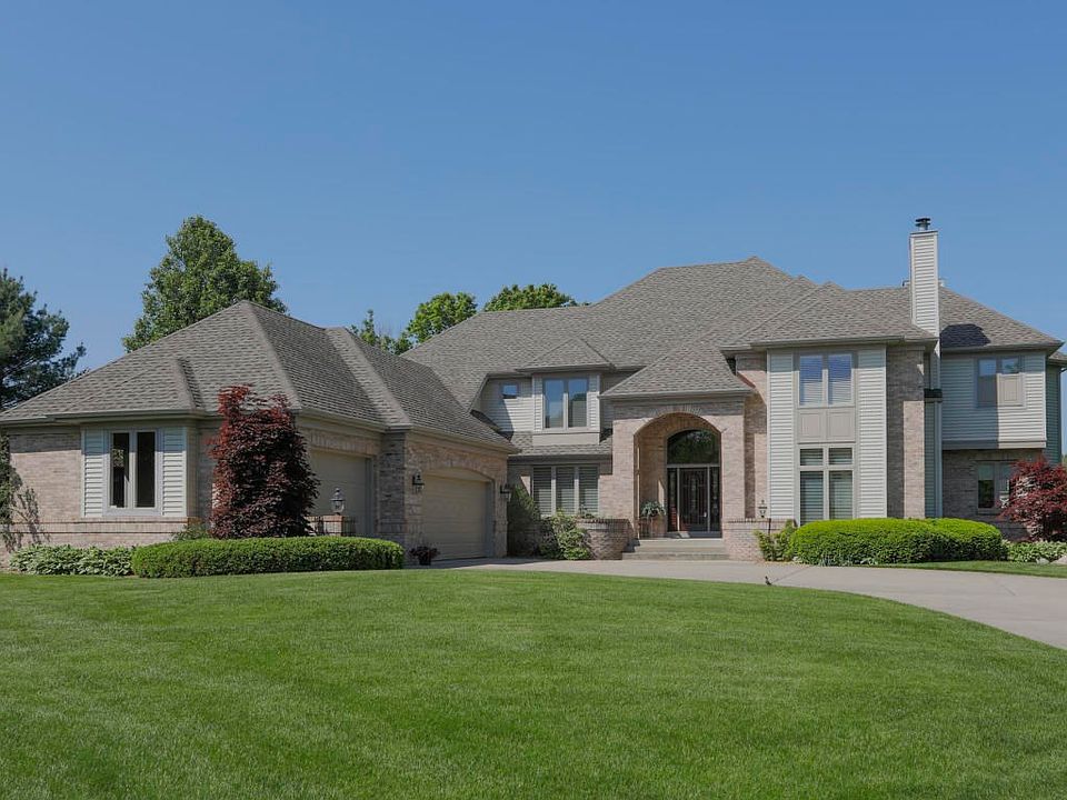2731 Jessica Dr-101