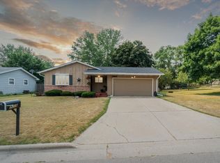 1418 Johnson St, Beloit, WI 53511