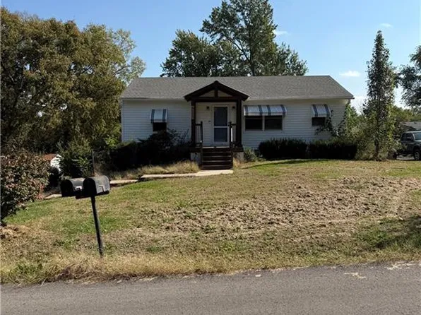 6125 N Denver Ave, Gladstone, MO 64119