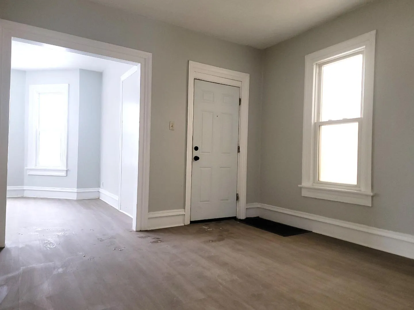 320 Crosby St — Photo 4