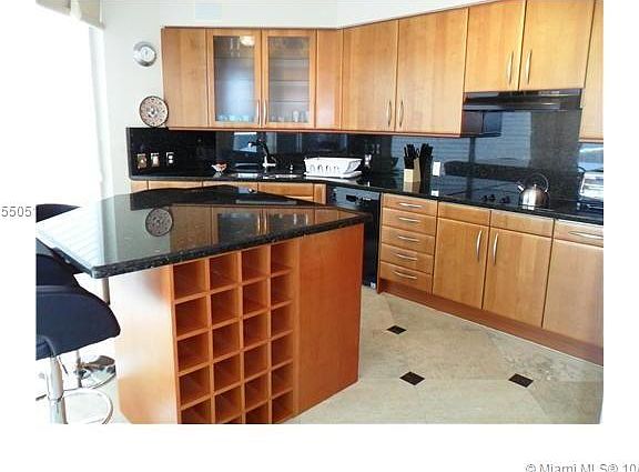 4th image of 19333 Collins Ave APT 1008