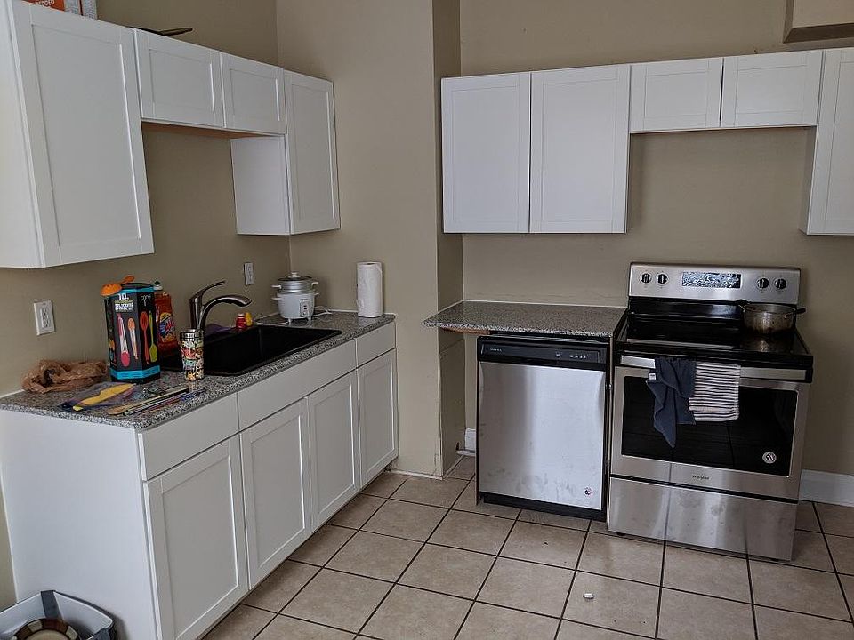 1st image of 307 E 19th Ave