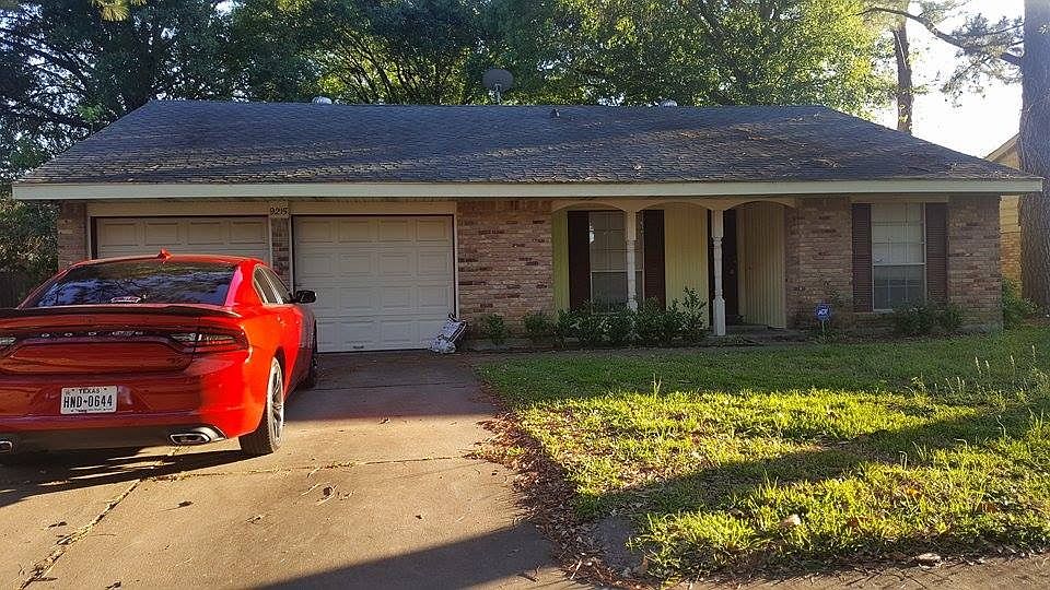 1st image of 9215 Rockhurst Dr