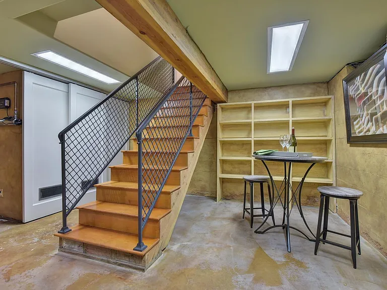 1190 Willow Glen Way — Photo 42