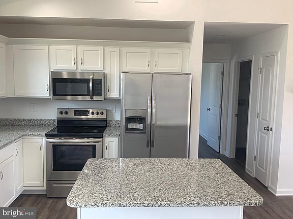 Columbus - Kitchen