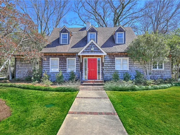 275 Hillcrest Dr, Auburn, AL 36830