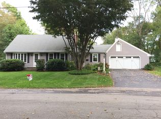 30 Windermere Way, Warwick, RI 02886