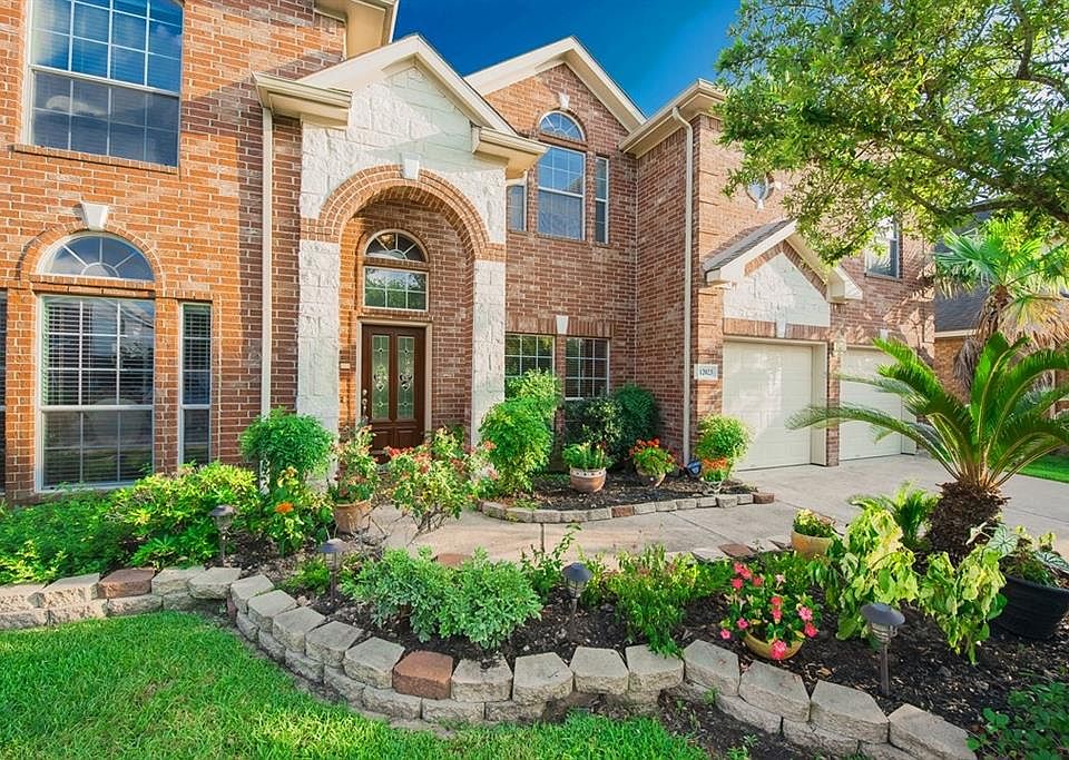 This house has it all. Recent roof, new carpets, 5 bedrooms, pool, game room, AND media room. No carpet downstairs, beautiful tile work 18x18 porcelain tile all throughout.