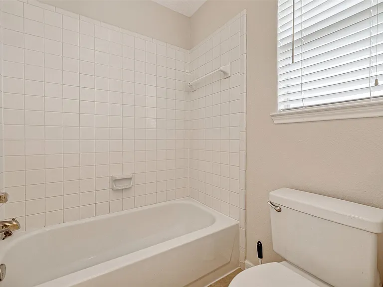4539 Springfield Lakes St — Photo 21