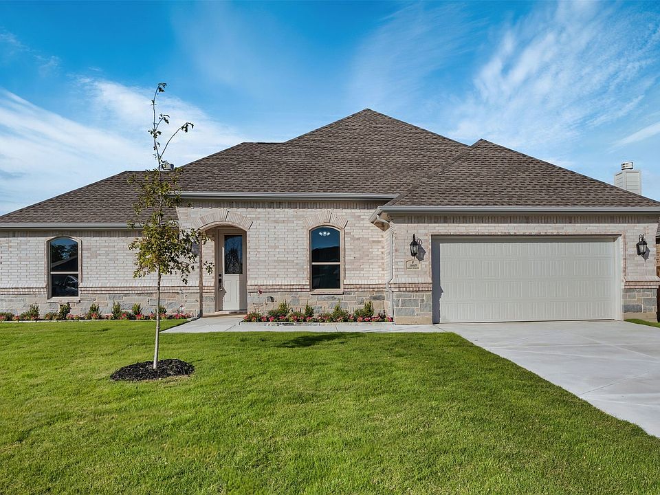 1st image of 1005 James Donald Ln