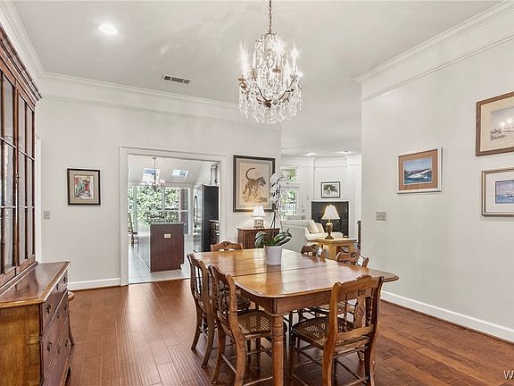 4th image of 221 Placid Ln